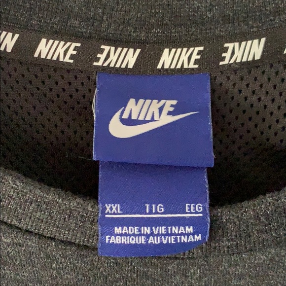 Nike Dri-FIT Shirt - Picture 2 of 4